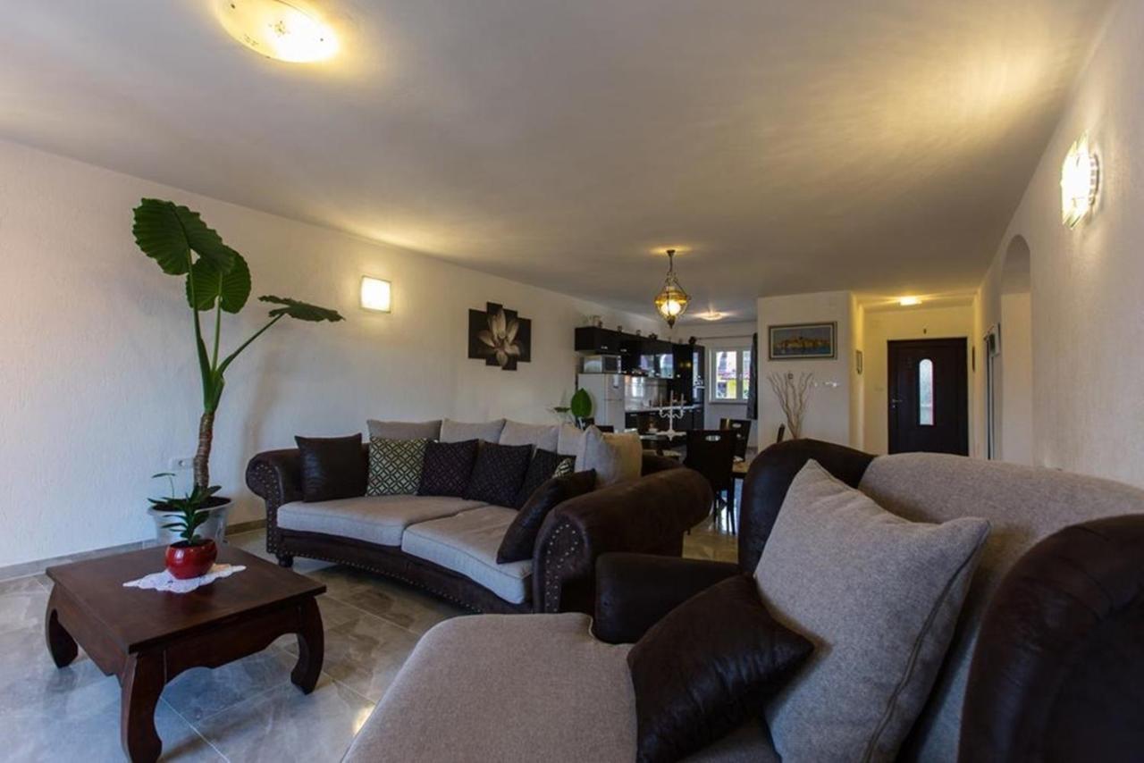 Guest House Casa Mia - Rooms & Apartments Ровінь Номер фото