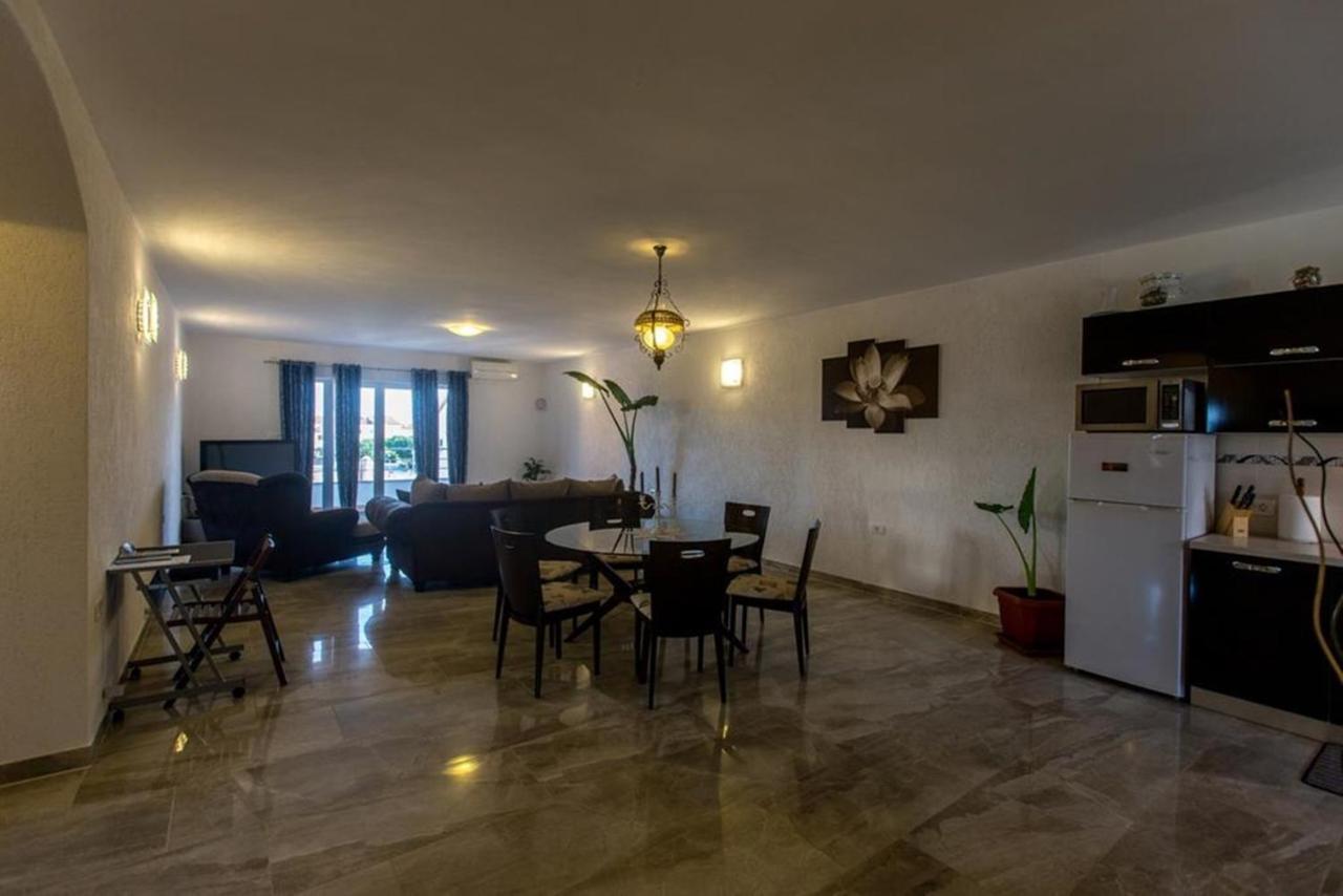 Guest House Casa Mia - Rooms & Apartments Ровінь Номер фото