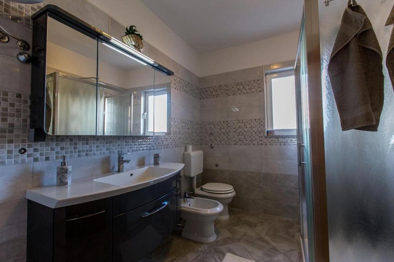 Guest House Casa Mia - Rooms & Apartments Ровінь Номер фото