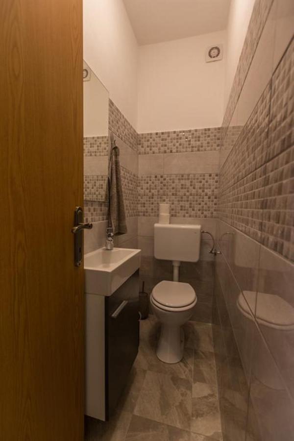 Guest House Casa Mia - Rooms & Apartments Ровінь Номер фото