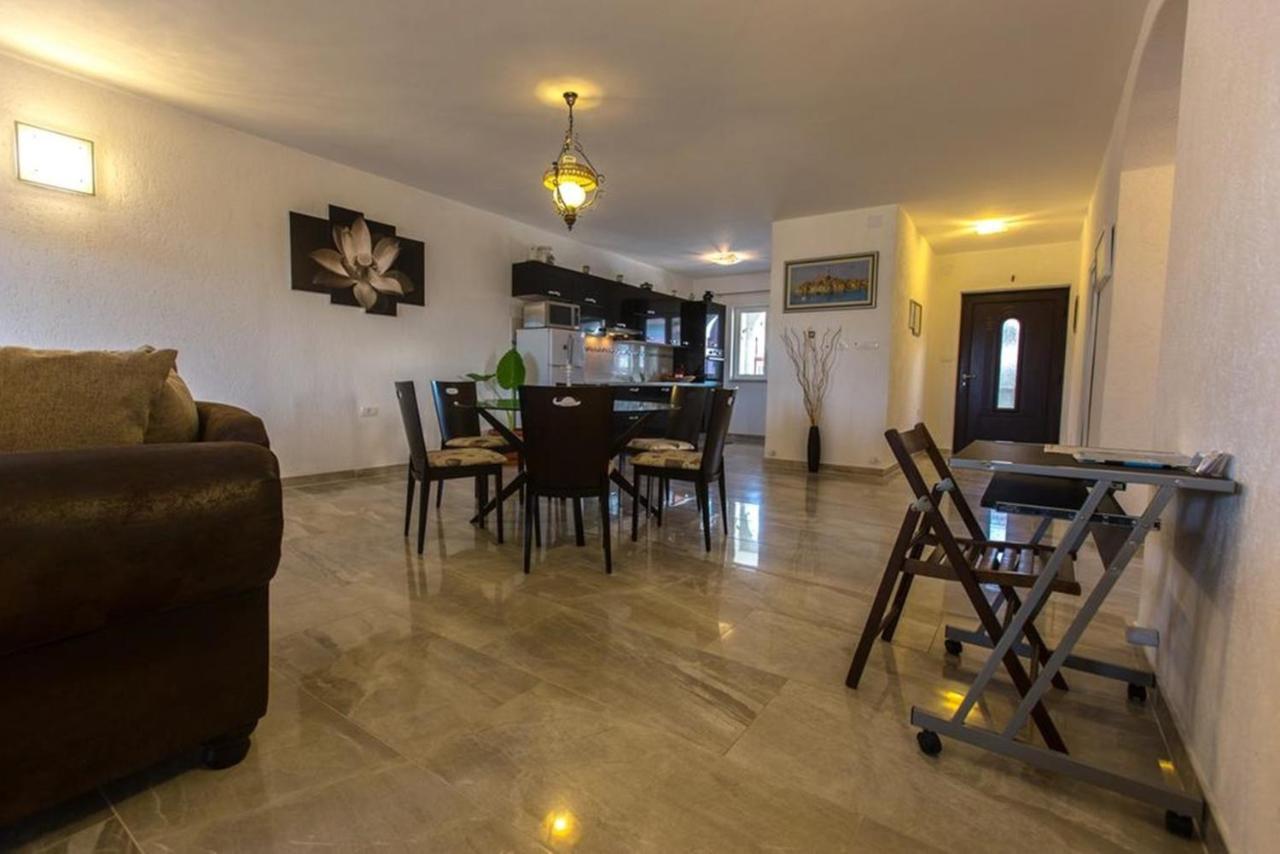 Guest House Casa Mia - Rooms & Apartments Ровінь Номер фото